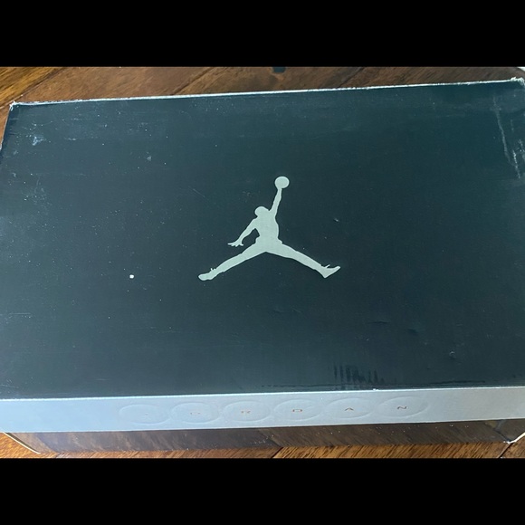 Jordan 16.5 Team White/Varsity Royal-Black sz12 - Picture 6 of 6